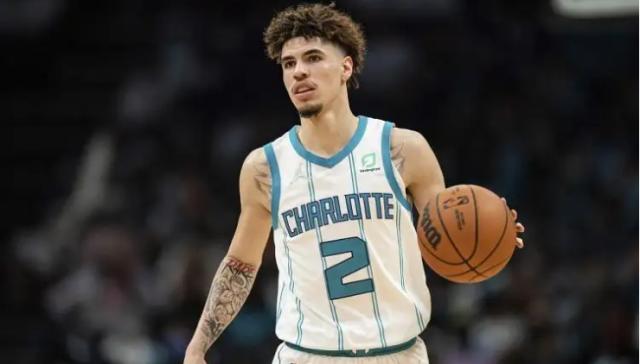 BOYU体育APP下载-三球将缺席季初比赛 俯冲状元签是黄蜂最佳选择？